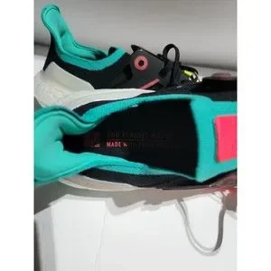 adidas | Shoes | New Mens Adidas Ultraboost 22 Running  display picture 2